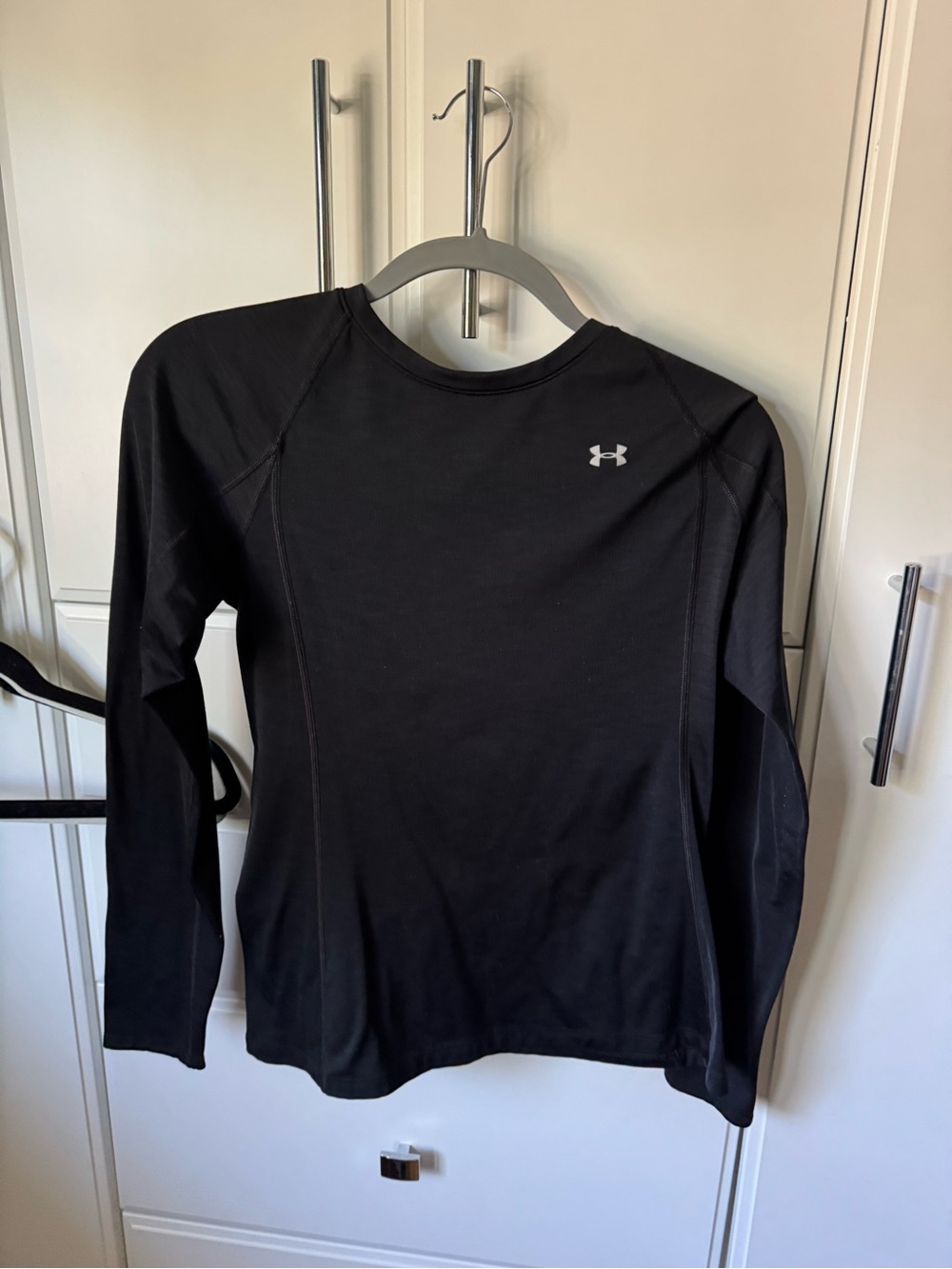 Under Armour Black Long Sleeve Performance Tee
